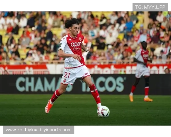 法甲里尔俱乐部2025赛季球员名单与阵容评析